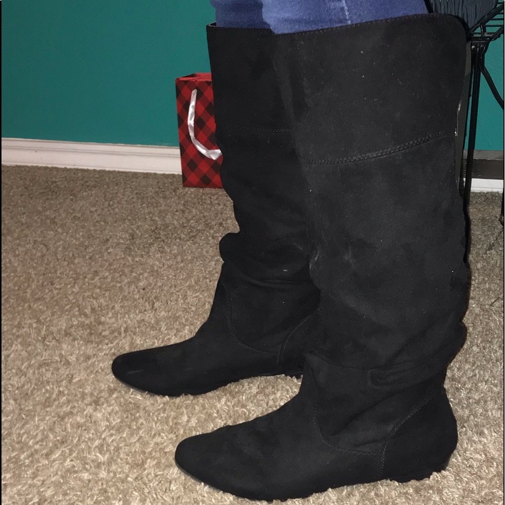 Black boots